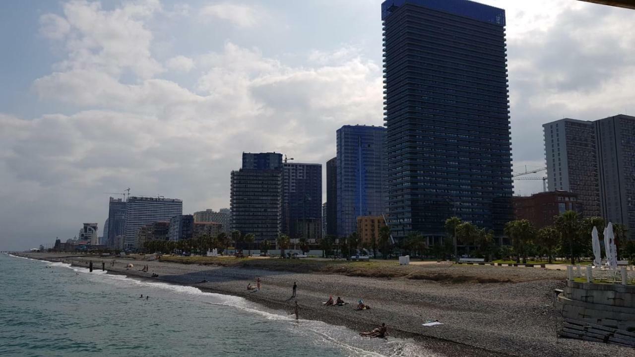 Batumi Beach Tower Exterior photo